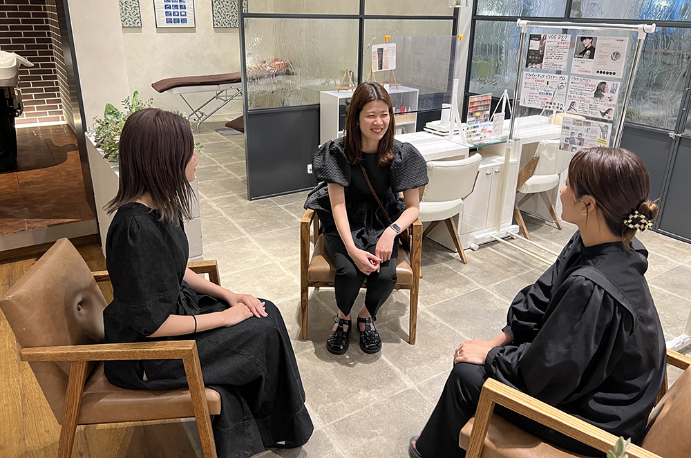 インタビューの画像